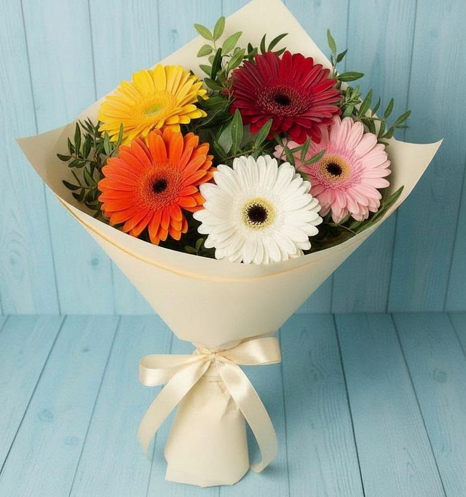 Букет цветов из: Герберы в Павловске Воронежской области