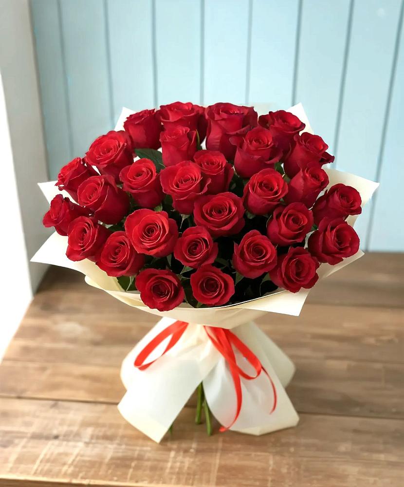 Букет 29 Красных роз в Павловске Воронежской области