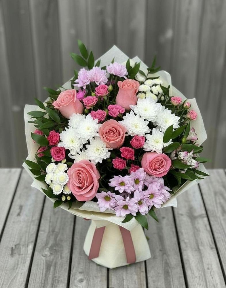 Букет цветов из: Альстромерии, Гвоздики, Розы и Хризантемы в Павловске Воронежской области