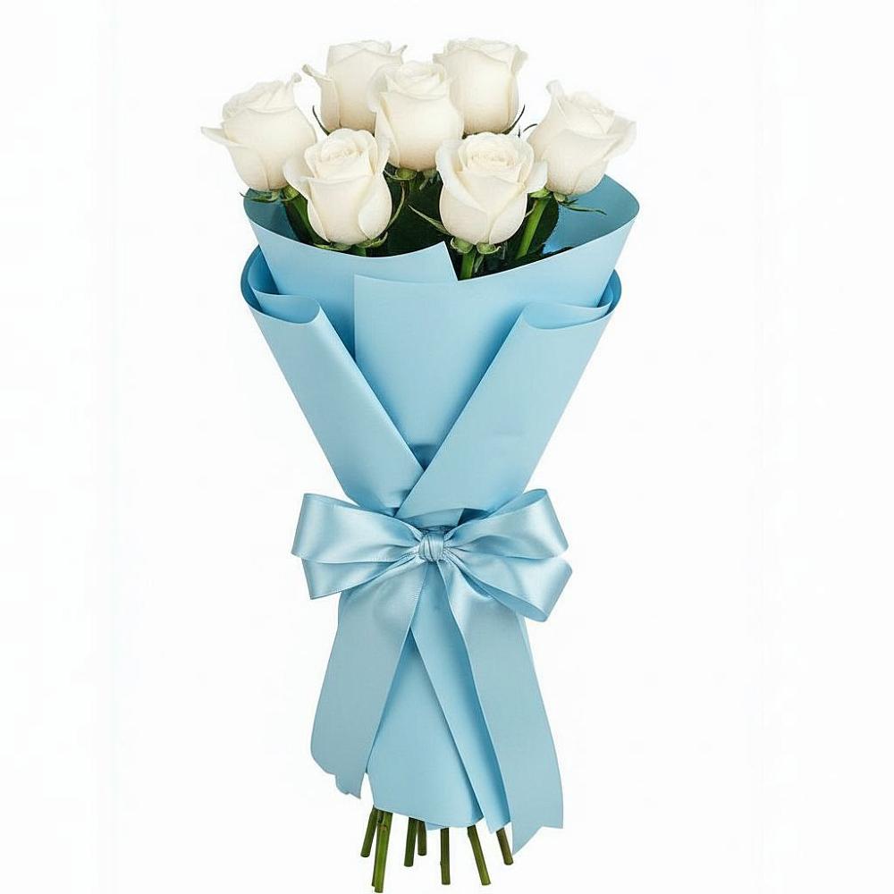 Букет 7 белых роз Проуд в Павловске Воронежской области