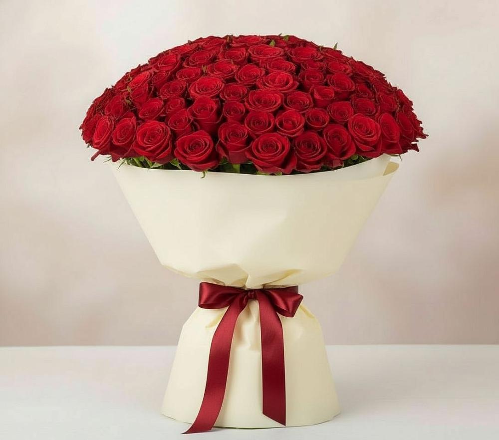 Букет 101 Красная роза Милано в Павловске Воронежской области