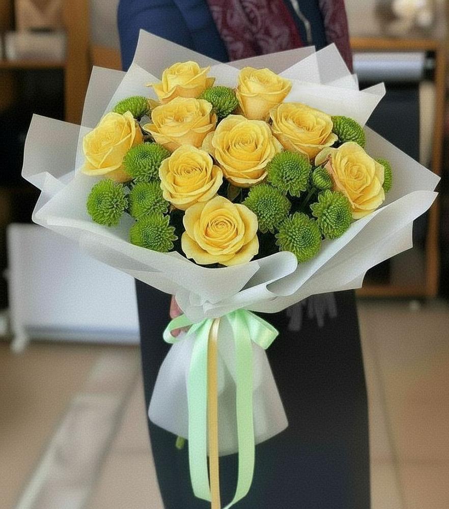 Букет цветов из: Хризантемы и Розы в Павловске Воронежской области