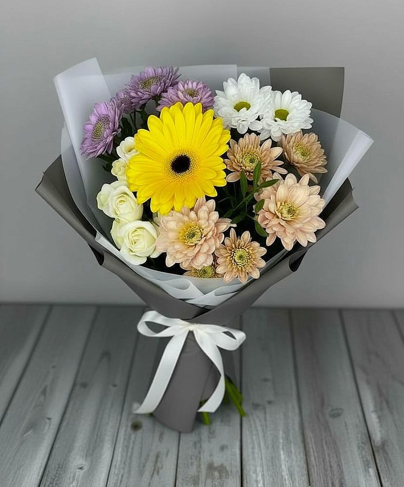 Букет цветов из: Розы, Герберы и Хризантемы в Павловске Воронежской области