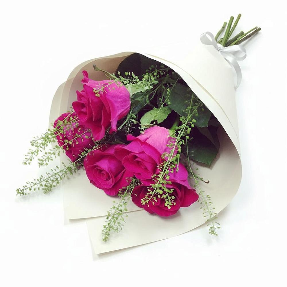 Букет цветов из: Розы в Павловске Воронежской области