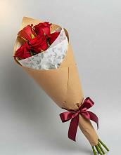 Букет цветов из:  Розы в Павловске Воронежской области