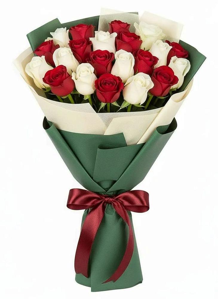 Букет Микс из красных и белых роз в Павловске Воронежской области