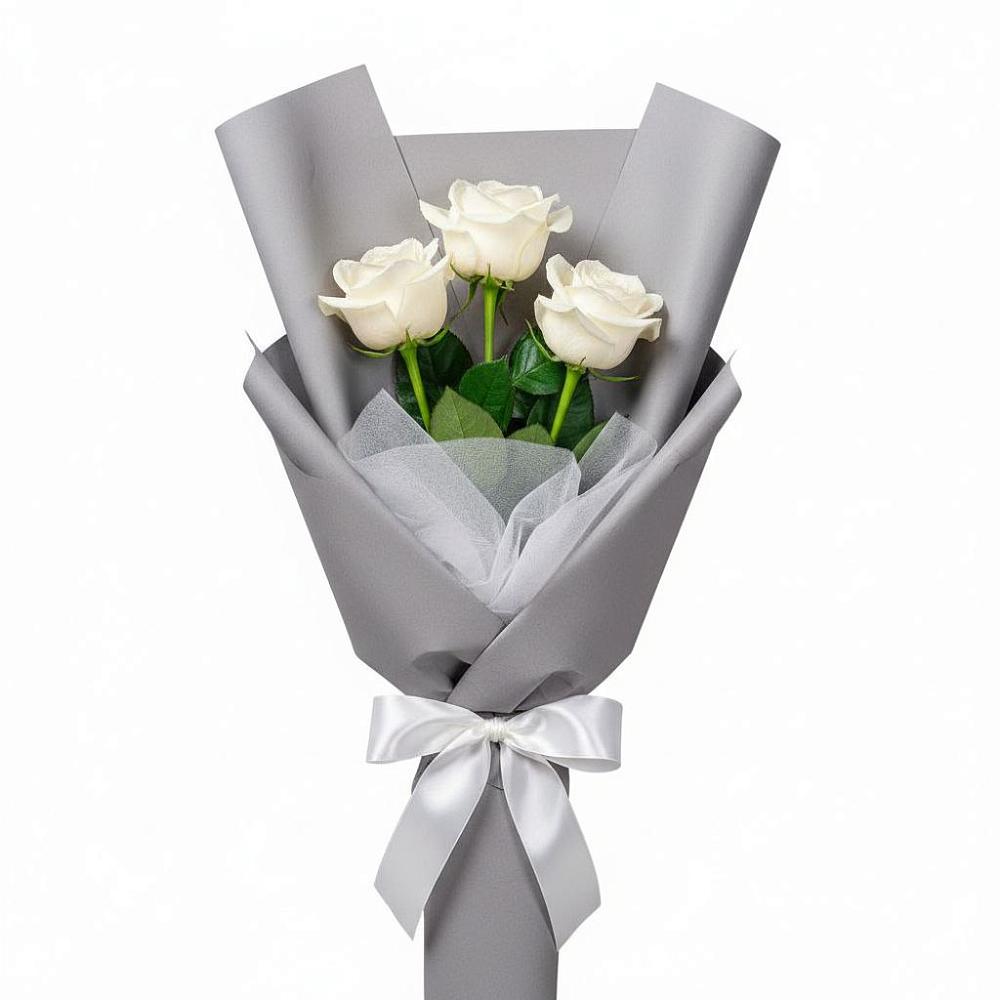 Букет 3 белые розы в Павловске Воронежской области