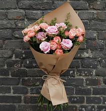 Букет цветов из:  Розы в Павловске Воронежской области