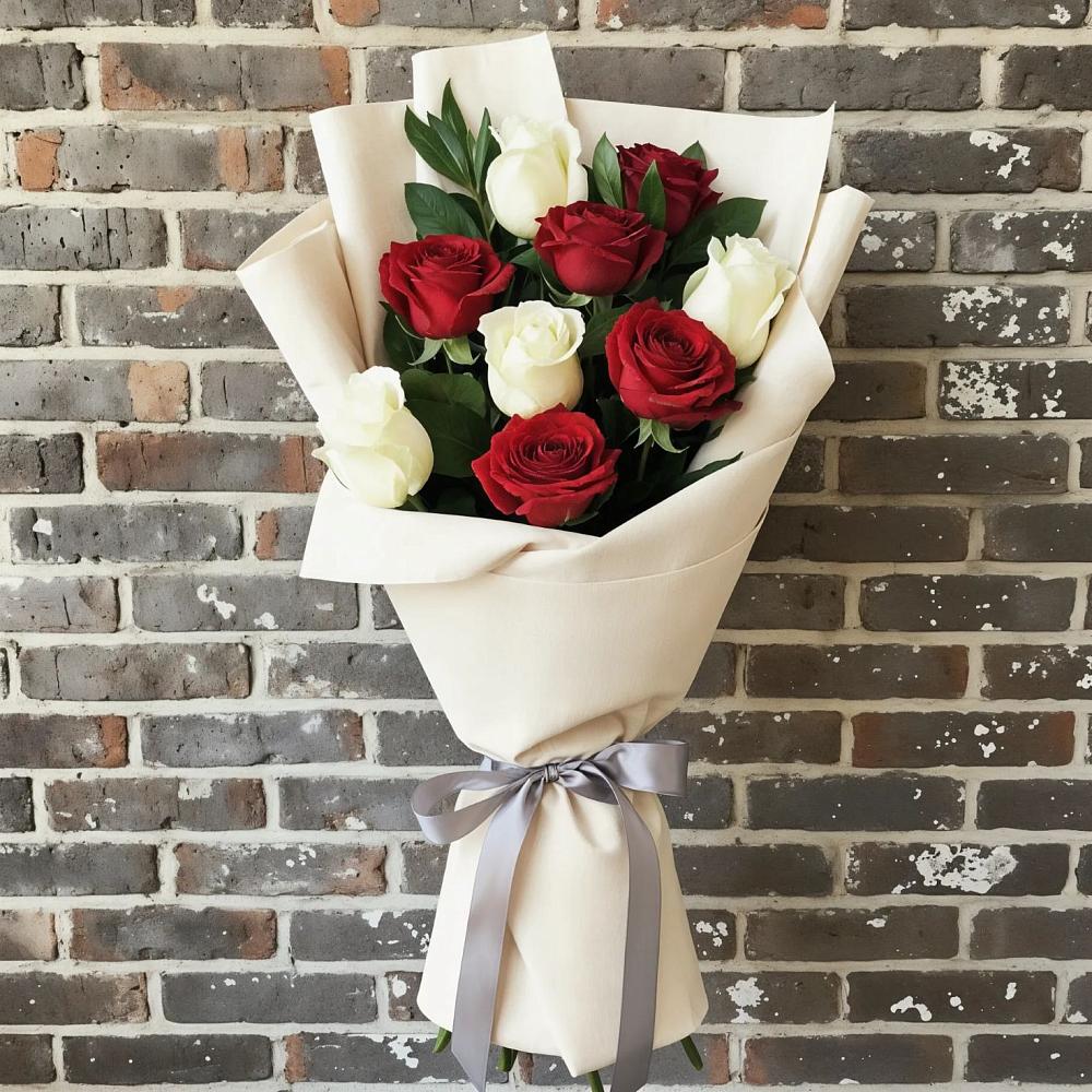 Букет цветов из: Розы в Павловске Воронежской области