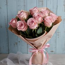 Букет цветов из:  Розы в Павловске Воронежской области