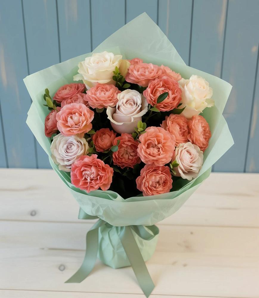 Букет цветов из: Розы в Павловске Воронежской области