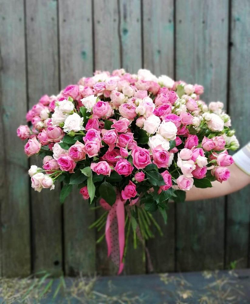 Букет Розовые кустовые розы Натали и Лав Лидия в Павловске Воронежской области