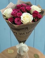 Букет цветов из:  Розы в Павловске Воронежской области