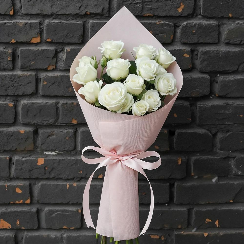 Букет цветов из: Розы в Павловске Воронежской области