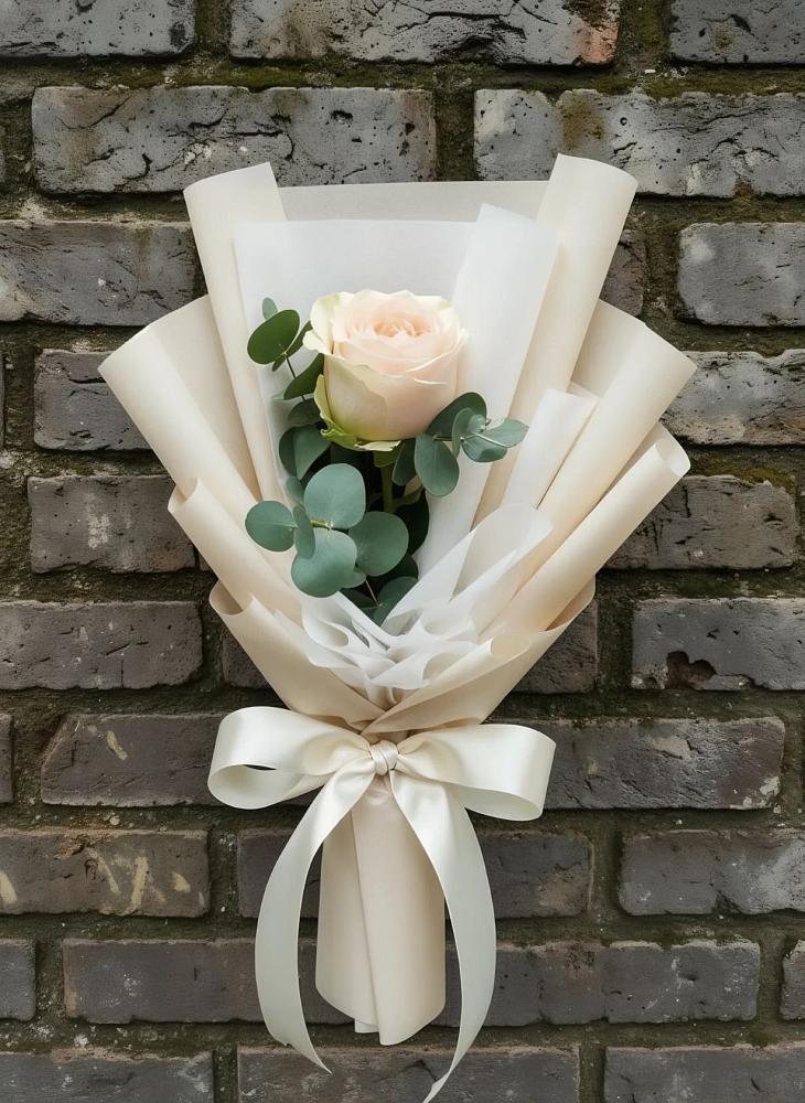 Букет цветов из: Розы в Павловске Воронежской области