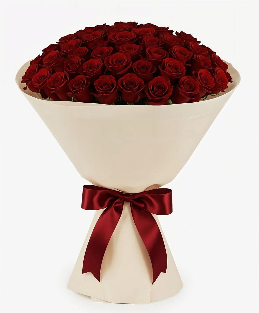 Букет 101 Бордовая роза Блэк Бакарра в Павловске Воронежской области