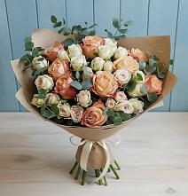 Букет цветов из:  Альстромерии и Розы в Павловске Воронежской области